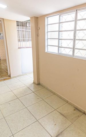Casa à venda com 176m², 3 quartos e 3 vagas Casa à venda com 176m², 3 quartos e 3 vagasCozinha