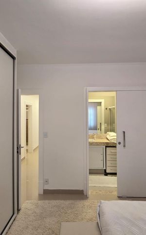 Casa à venda com 300m², 4 quartos e 4 vagas Casa à venda com 300m², 4 quartos e 4 vagasSuíte 01