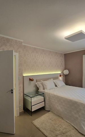 Casa à venda com 300m², 4 quartos e 4 vagas Casa à venda com 300m², 4 quartos e 4 vagasSuíte 02