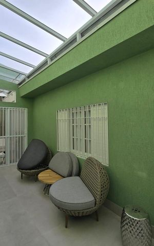 Casa à venda com 300m², 4 quartos e 4 vagas Casa à venda com 300m², 4 quartos e 4 vagasQuintal