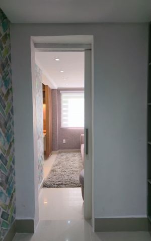 Casa à venda com 300m², 4 quartos e 4 vagas Casa à venda com 300m², 4 quartos e 4 vagasEscritório