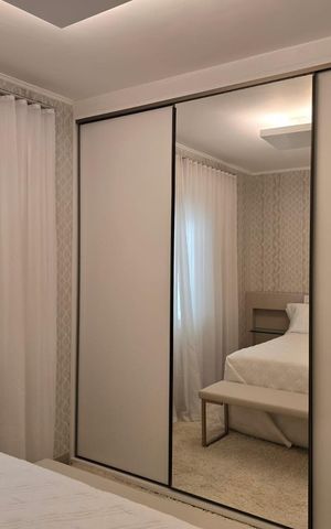 Casa à venda com 300m², 4 quartos e 4 vagas Casa à venda com 300m², 4 quartos e 4 vagasSuíte 01