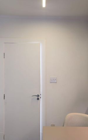 Casa à venda com 300m², 4 quartos e 4 vagas Casa à venda com 300m², 4 quartos e 4 vagasEscritório