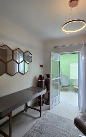 Casa à venda com 300m², 4 quartos e 4 vagas Casa à venda com 300m², 4 quartos e 4 vagasSuíte 03