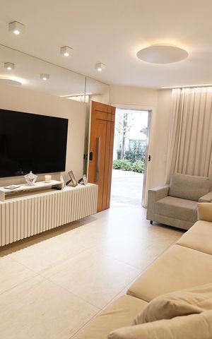 Casa de condomínio à venda com 173m², 3 quartos e 2 vagas