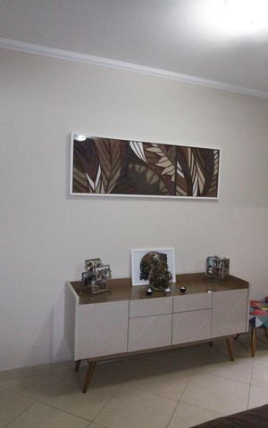 Casa à venda com 230m², 3 quartos e 2 vagas Casa à venda com 230m², 3 quartos e 2 vagasSala