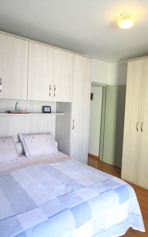 Casa à venda com 230m², 3 quartos e 2 vagas Casa à venda com 230m², 3 quartos e 2 vagasQuarto 1
