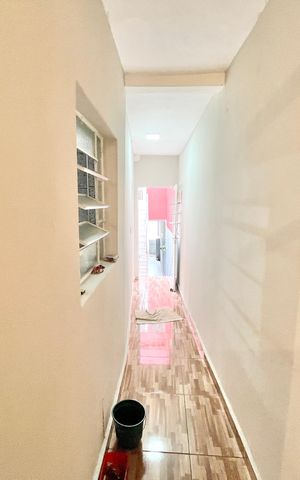Casa para alugar com 60m², 1 quarto e sem vaga Casa para alugar com 60m², 1 quarto e sem vagaCorredor