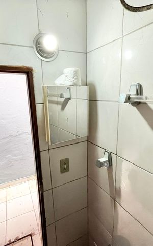 Casa para alugar com 60m², 1 quarto e sem vaga Casa para alugar com 60m², 1 quarto e sem vagaBanheiro Externo