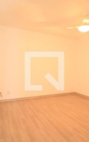 Apartamento à venda com 55m², 1 quarto e 1 vaga