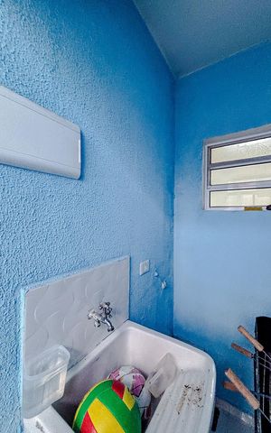 Casa para alugar com 250m², 5 quartos e 4 vagasÁrea de Serviço - Casa 2