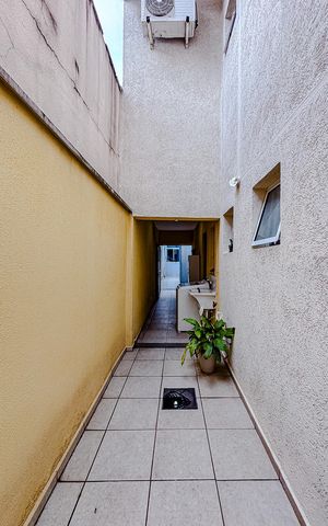 Casa para alugar com 250m², 5 quartos e 4 vagasÁrea de Serviço