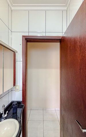 Casa para alugar com 250m², 5 quartos e 4 vagasBanheiro 2