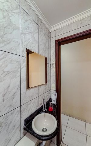 Casa para alugar com 250m², 5 quartos e 4 vagasBanheiro 3