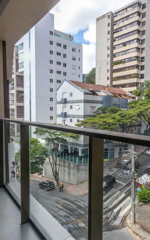 Apartamento à venda com 136m², 2 quartos e 2 vagasVaranda da Sala
