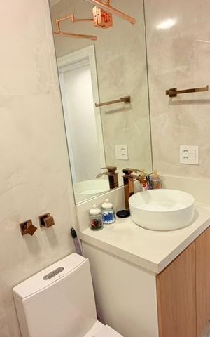 Apartamento à venda com 229m², 3 quartos e 4 vagas Apartamento à venda com 229m², 3 quartos e 4 vagasBanheiro