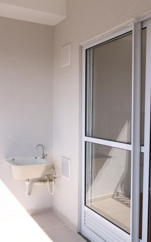 Apartamento para alugar com 38m², 2 quartos e sem vagaÁrea de Serviço e Varanda