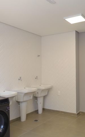 Apartamento para alugar com 38m², 2 quartos e sem vagaÁrea comum - Lavanderia
