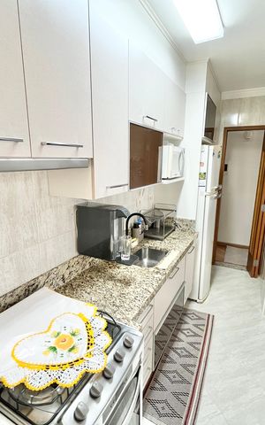 Apartamento à venda com 89m², 3 quartos e 2 vagas Apartamento à venda com 89m², 3 quartos e 2 vagasCozinha