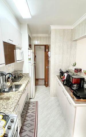 Apartamento à venda com 89m², 3 quartos e 2 vagas Apartamento à venda com 89m², 3 quartos e 2 vagasCozinha