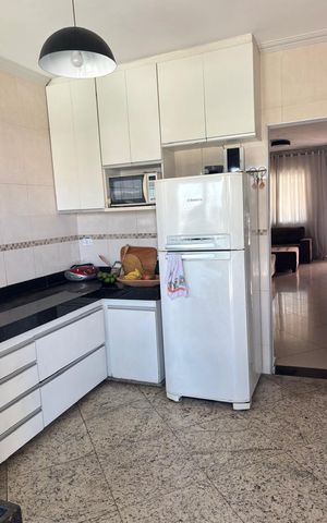 Casa à venda com 500m², 3 quartos e 4 vagas