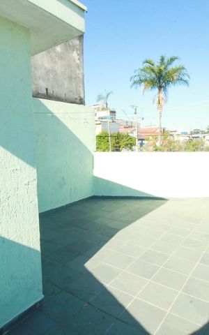 Casa à venda com 120m², 3 quartos e 3 vagas Casa à venda com 120m², 3 quartos e 3 vagasQuintal