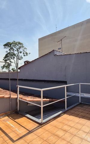 Casa à venda com 160m², 2 quartos e 2 vagas Casa à venda com 160m², 2 quartos e 2 vagasQuintal
