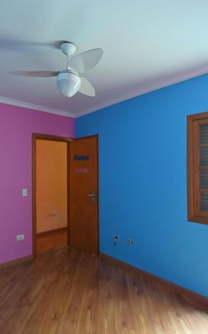Casa à venda com 176m², 4 quartos e 4 vagas Casa à venda com 176m², 4 quartos e 4 vagasSuíte 3