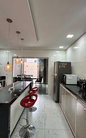 Casa de condomínio à venda com 118m², 2 quartos e 2 vagas Casa de condomínio à venda com 118m², 2 quartos e 2 vagasCozinha