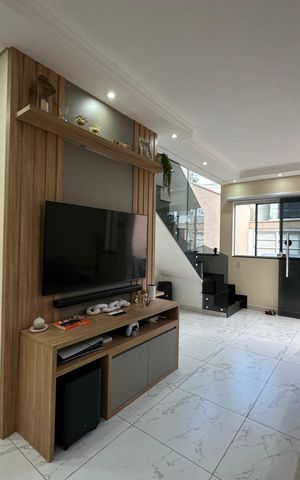 Casa de condomínio à venda com 118m², 2 quartos e 2 vagas Casa de condomínio à venda com 118m², 2 quartos e 2 vagasSala