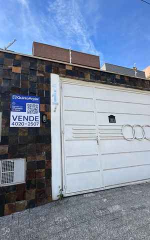 Casa de condomínio à venda com 118m², 2 quartos e 2 vagas Casa de condomínio à venda com 118m², 2 quartos e 2 vagasFachada