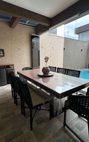 Casa de condomínio à venda com 118m², 2 quartos e 2 vagas Casa de condomínio à venda com 118m², 2 quartos e 2 vagasChurrasqueira