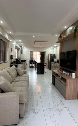 Casa de condomínio à venda com 118m², 2 quartos e 2 vagas Casa de condomínio à venda com 118m², 2 quartos e 2 vagasSala