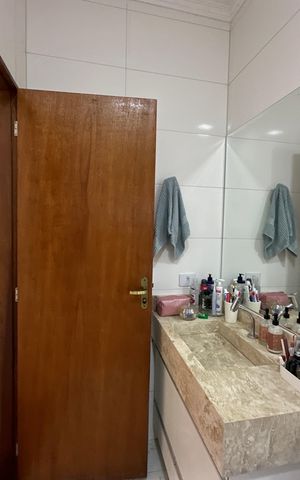 Casa de condomínio à venda com 118m², 2 quartos e 2 vagas Casa de condomínio à venda com 118m², 2 quartos e 2 vagasBanheiro da Suíte 2