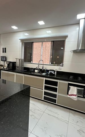 Casa de condomínio à venda com 118m², 2 quartos e 2 vagas Casa de condomínio à venda com 118m², 2 quartos e 2 vagasCozinha