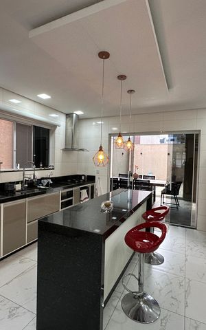 Casa de condomínio à venda com 118m², 2 quartos e 2 vagas Casa de condomínio à venda com 118m², 2 quartos e 2 vagasCozinha