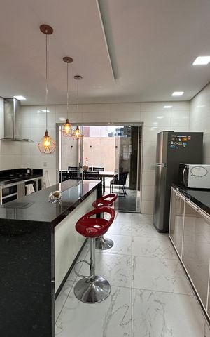 Casa de condomínio à venda com 118m², 2 quartos e 2 vagas Casa de condomínio à venda com 118m², 2 quartos e 2 vagasCozinha