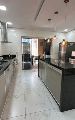 Casa de condomínio à venda com 118m², 2 quartos e 2 vagas Casa de condomínio à venda com 118m², 2 quartos e 2 vagasCozinha