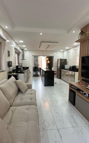 Casa de condomínio à venda com 118m², 2 quartos e 2 vagas Casa de condomínio à venda com 118m², 2 quartos e 2 vagasSala