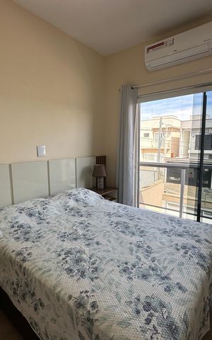Casa de condomínio à venda com 118m², 2 quartos e 2 vagas Casa de condomínio à venda com 118m², 2 quartos e 2 vagasSuíte 1