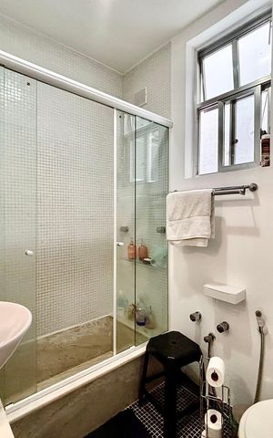 Apartamento para alugar com 90m², 2 quartos e sem vaga Apartamento para alugar com 90m², 2 quartos e sem vagaBanheiro social