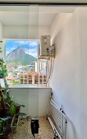 Apartamento para alugar com 90m², 2 quartos e sem vaga Apartamento para alugar com 90m², 2 quartos e sem vagaVaranda da sala