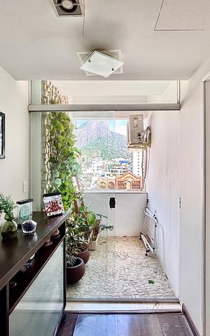 Apartamento para alugar com 90m², 2 quartos e sem vaga Apartamento para alugar com 90m², 2 quartos e sem vagaVaranda da sala