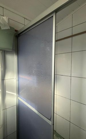 Casa para alugar com 96m², 2 quartos e 1 vagaBanheiro