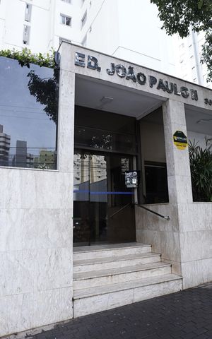 Apartamento à venda com 78m², 2 quartos e 1 vaga