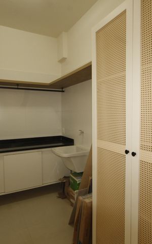 Apartamento à venda com 115m², 3 quartos e 1 vagaÁrea de Serviço