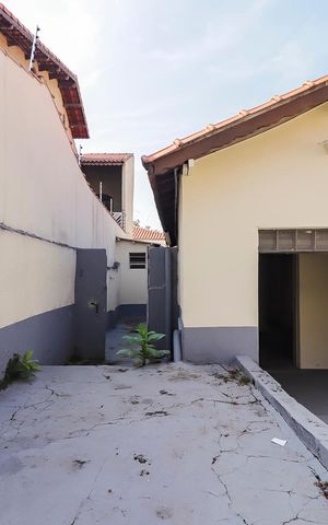 Casa à venda com 120m², 3 quartos e 1 vagaÁrea externa