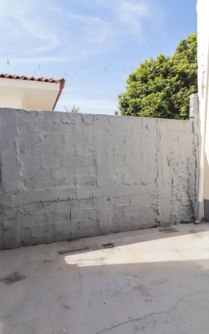 Casa à venda com 120m², 3 quartos e 1 vagaÁrea externa