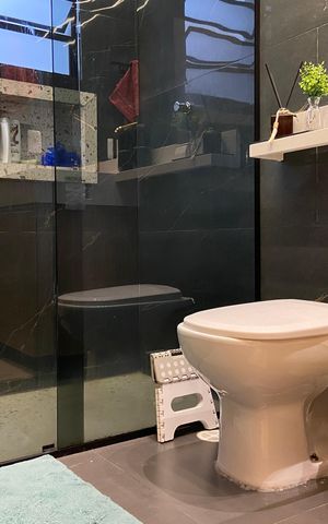 Casa à venda com 250m², 3 quartos e 1 vagaBanheiro