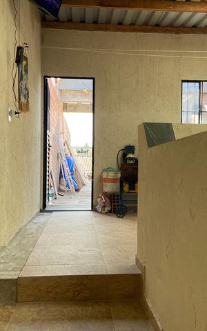 Casa à venda com 250m², 3 quartos e 1 vagaÁrea de Serviço